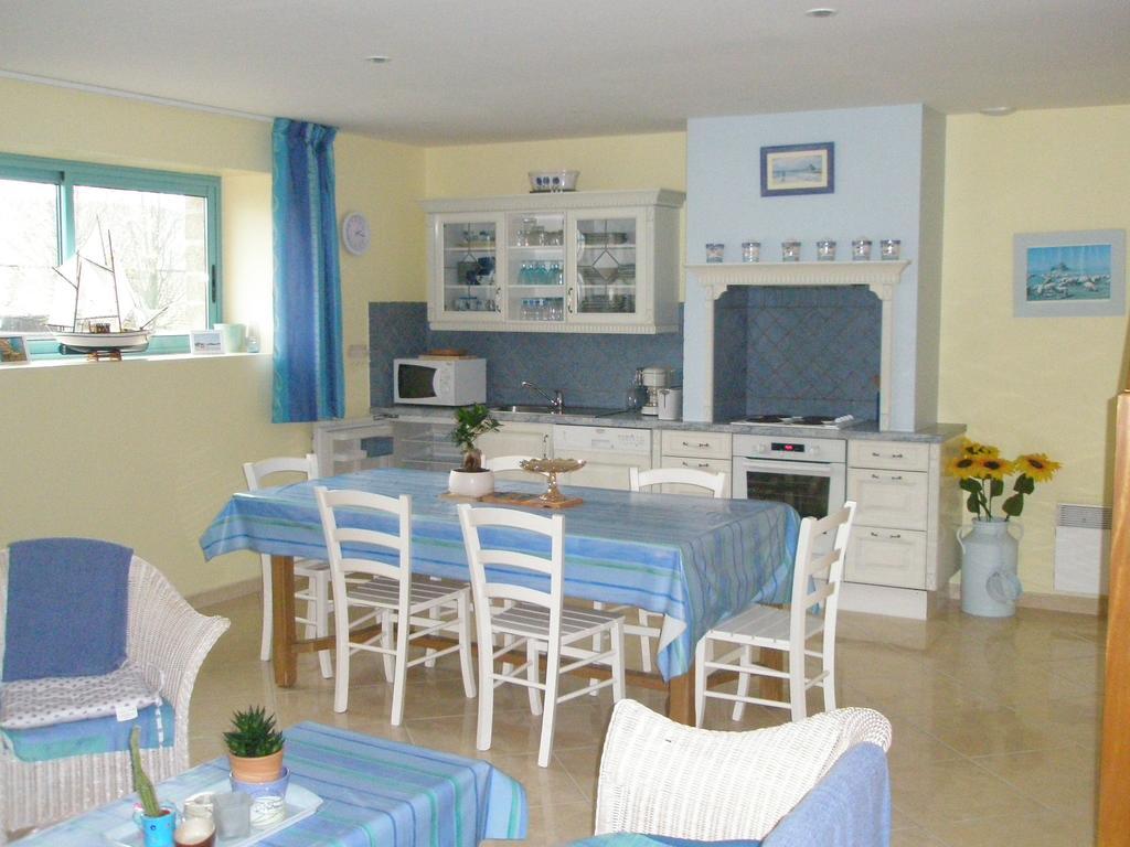Gite Le Mascaret Roz-sur-Couesnon Zimmer foto